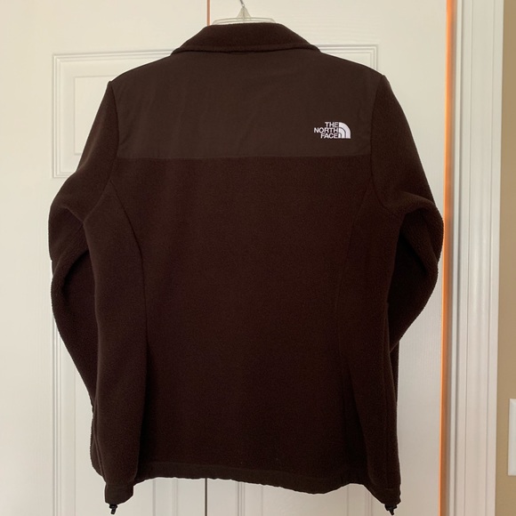 Women’s North Face Denali jacket - Picture 2 of 4